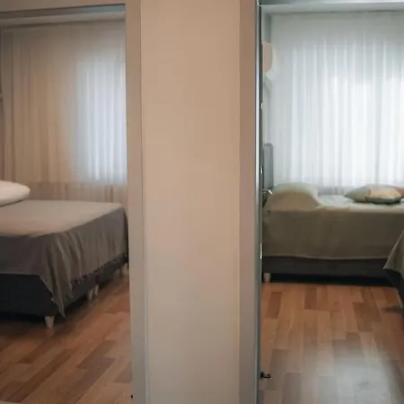 Cozy, Spacious, Location In Besiktas איסטמבול