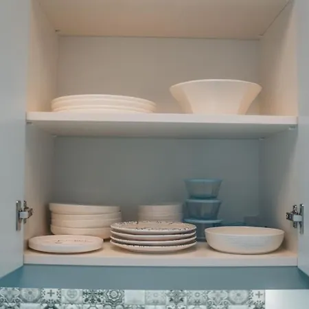 Cozy, Spacious, Location In Besiktas דירה *