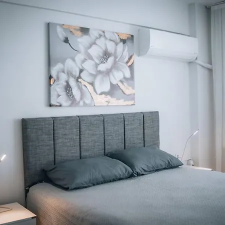 Cozy, Spacious, Location In Besiktas